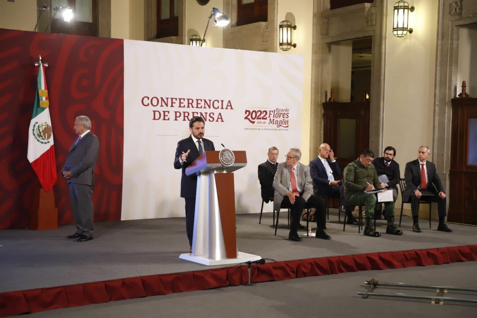 Trabaja gobierno federal en modelo integral de salud con enfoque preventivo para personas sin seguridad social