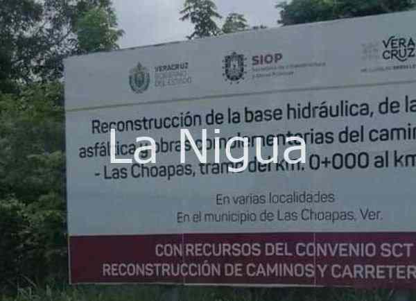 Tapan baches en carretera<br>"rehabilitada" por el estado 4 img 20220318 wa00658023441420954059506