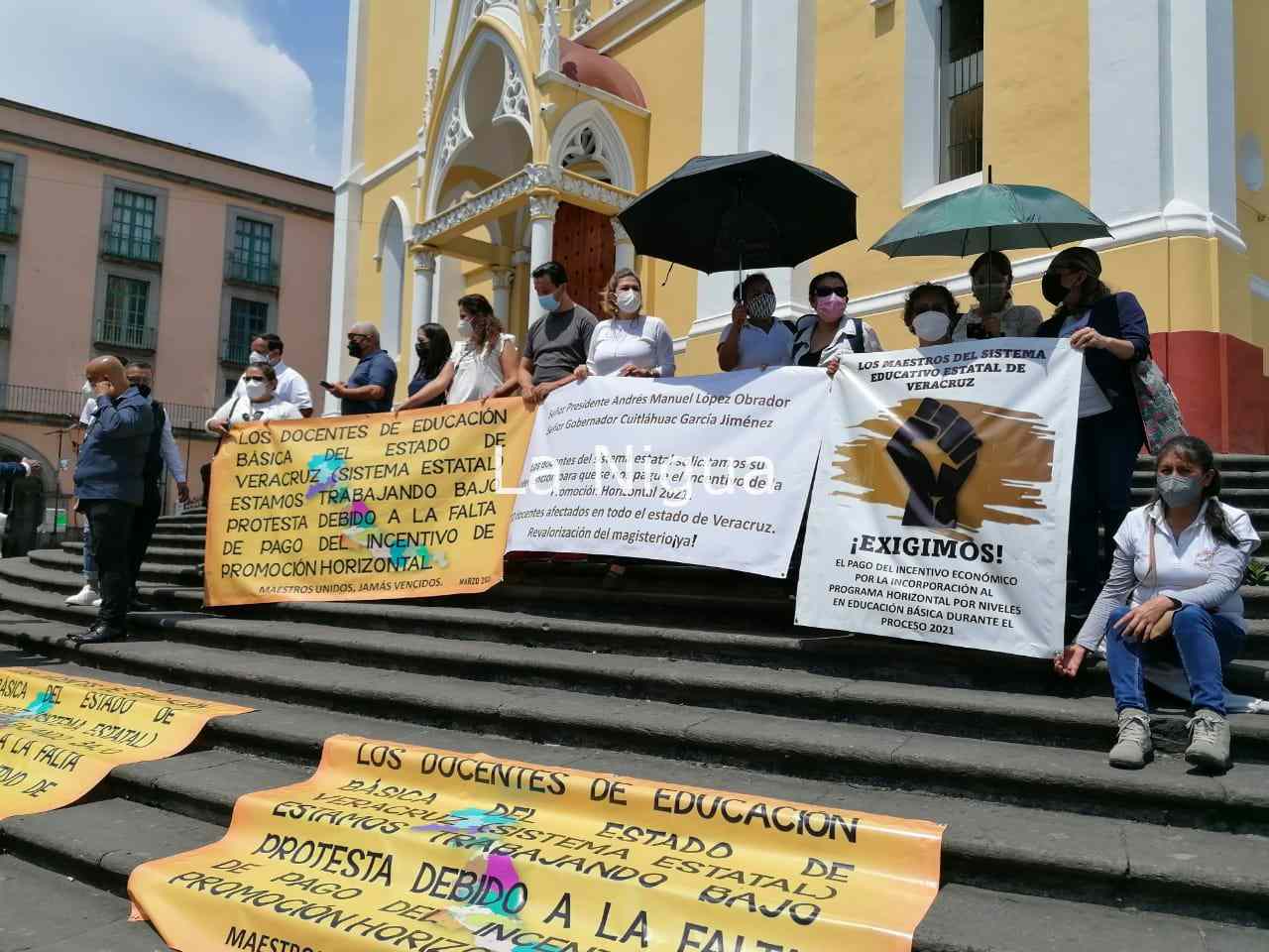 Exigen docentes pago de incentivos 2 img 20220318 wa01032365255091077805576