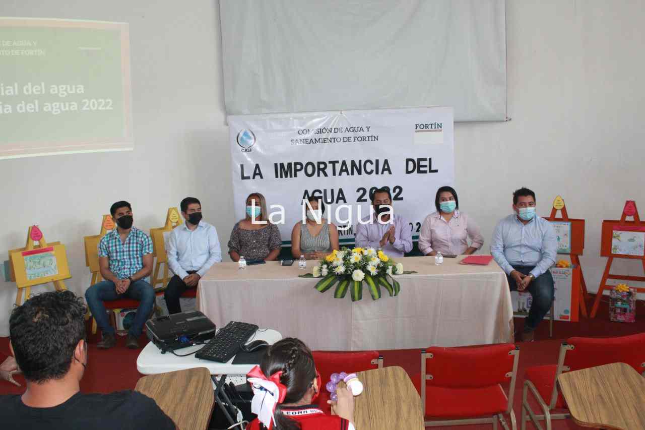Participa alcalde en premiación de concurso “La importancia del agua 2022” 5 img 20220318 wa01224434356694696985963