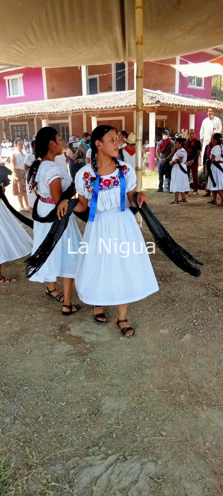 "BENJAMÍN SÁNCHEZ ESPÍNDOLA" RECIBE CLAVE OFICIAL COMO ESCUELA PRIMARIA INDÍGENA DE LA COMUNIDAD CUAHUIXTLAHUAC 2 img 20220319 wa0030879639001382068759