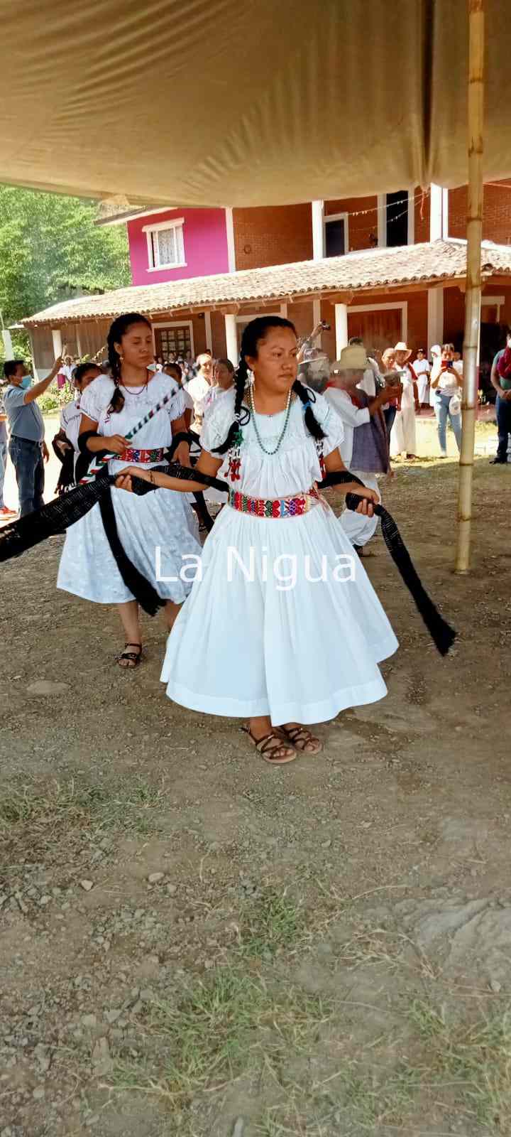 "BENJAMÍN SÁNCHEZ ESPÍNDOLA" RECIBE CLAVE OFICIAL COMO ESCUELA PRIMARIA INDÍGENA DE LA COMUNIDAD CUAHUIXTLAHUAC 5 img 20220319 wa00314261570781806727912