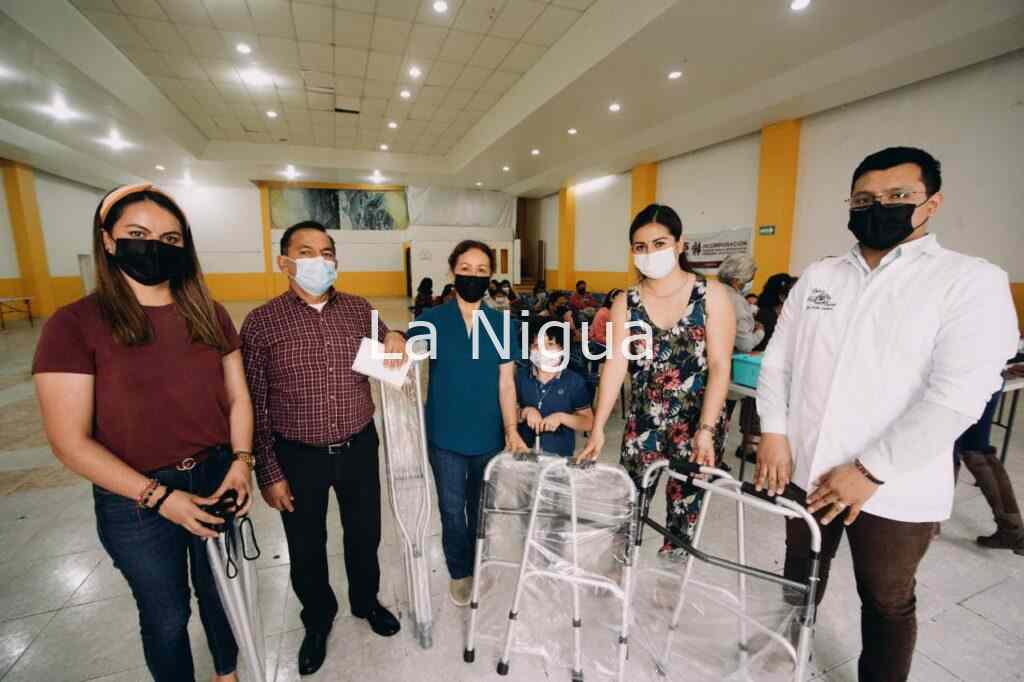 MEJORAN SALUD VISUAL DE HABITANTES DE COSCOMATEPEC