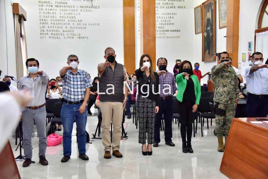 Instalan y toman protesta a integrantes del Consejo Consultivo de Comercio 3 img 20220323 wa00509055850872512440861