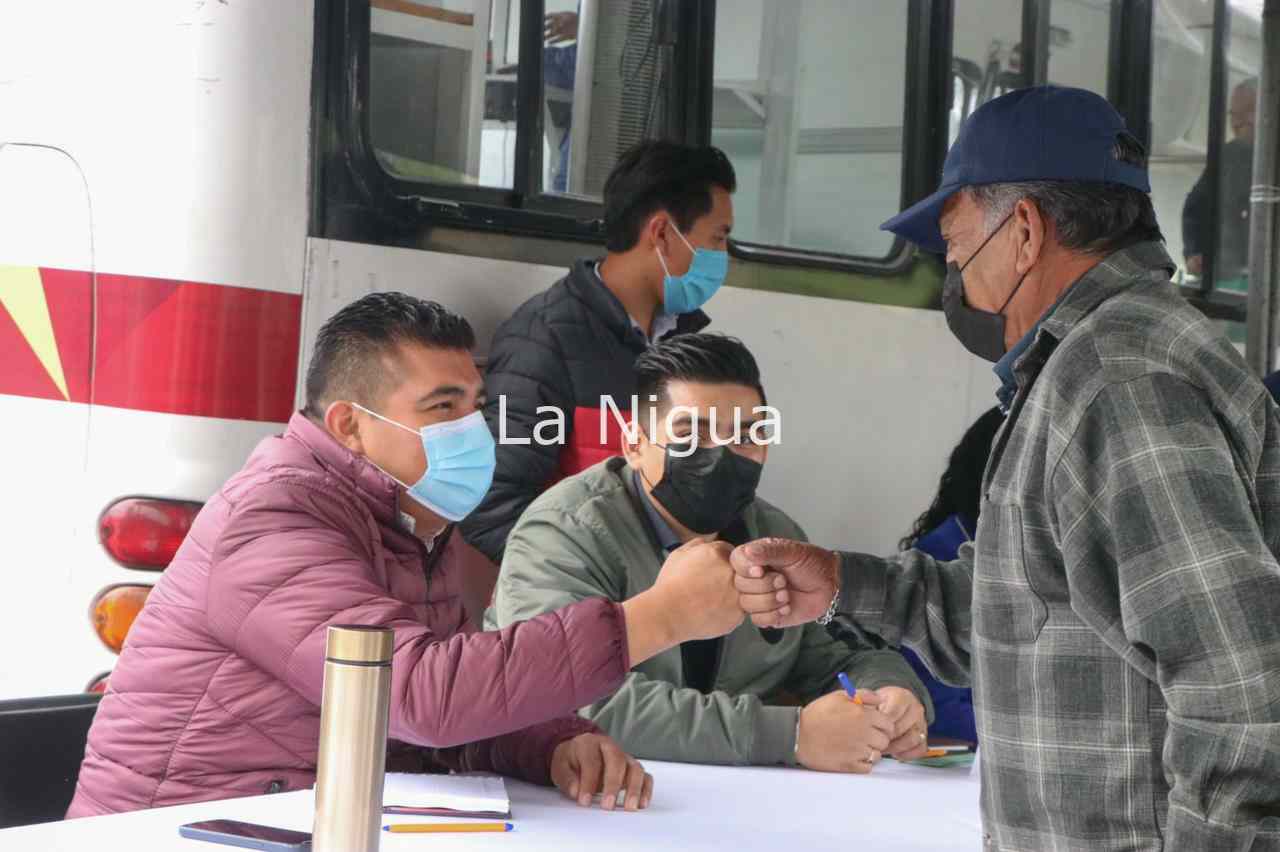 El Presidente Municipal de Ixtaczoquitlán llevó a cabo “Mesas de atención Ciudadana” en la comunidad de Cuautlapan. 2 img 20220325 wa00081251436658552556921