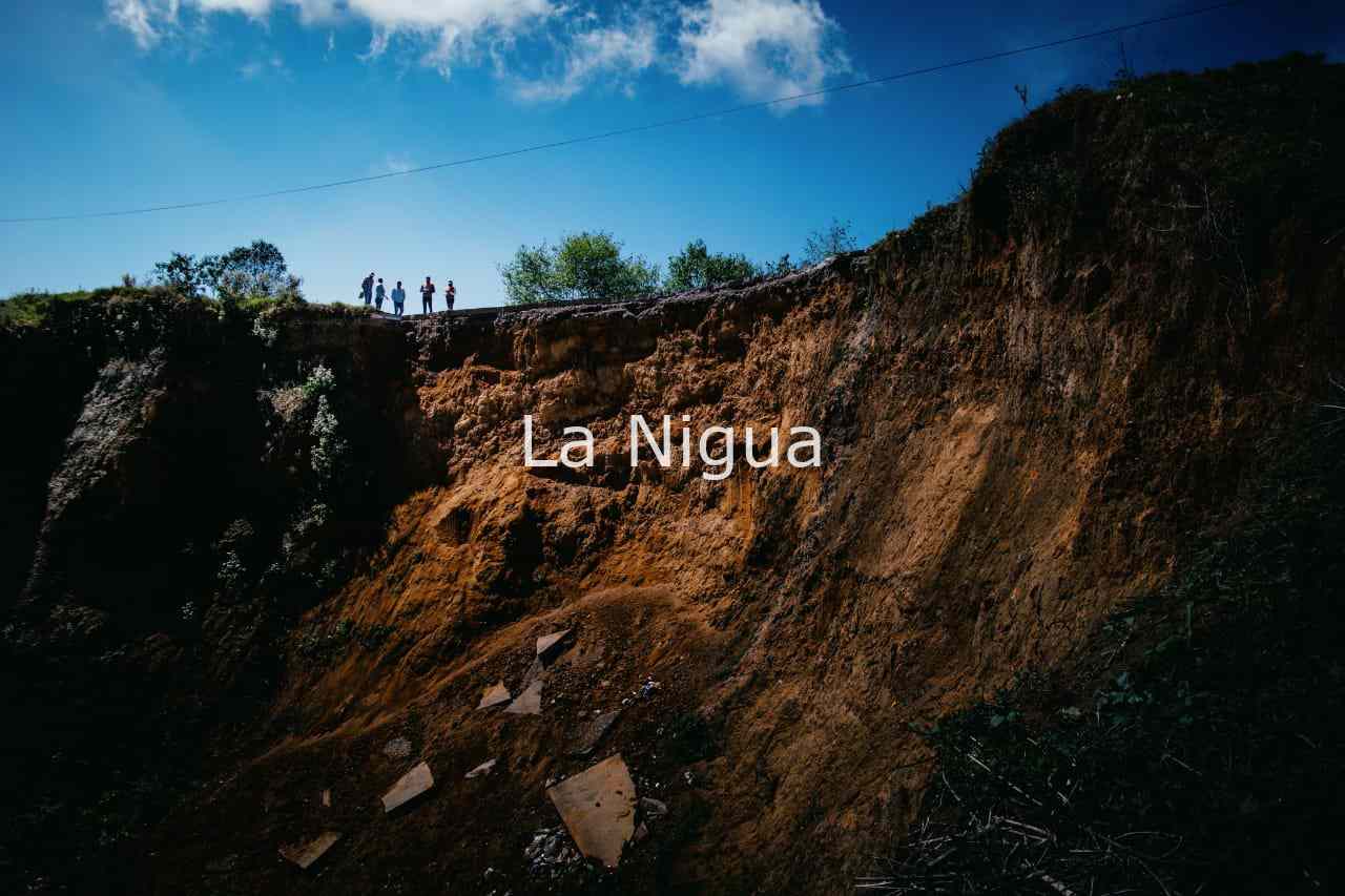 ATIENDEN AUTORIDADES CAMINO A XOCOTLA 5 img 20220326 wa00051217237696502092132
