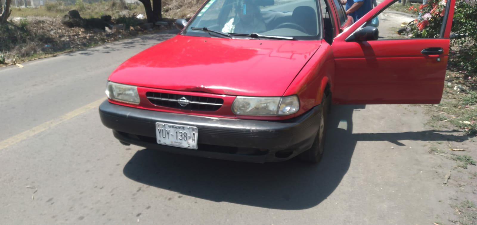 Chocan de frente automóvil y motocicleta 1 img 20220331 wa00665772748330850190834