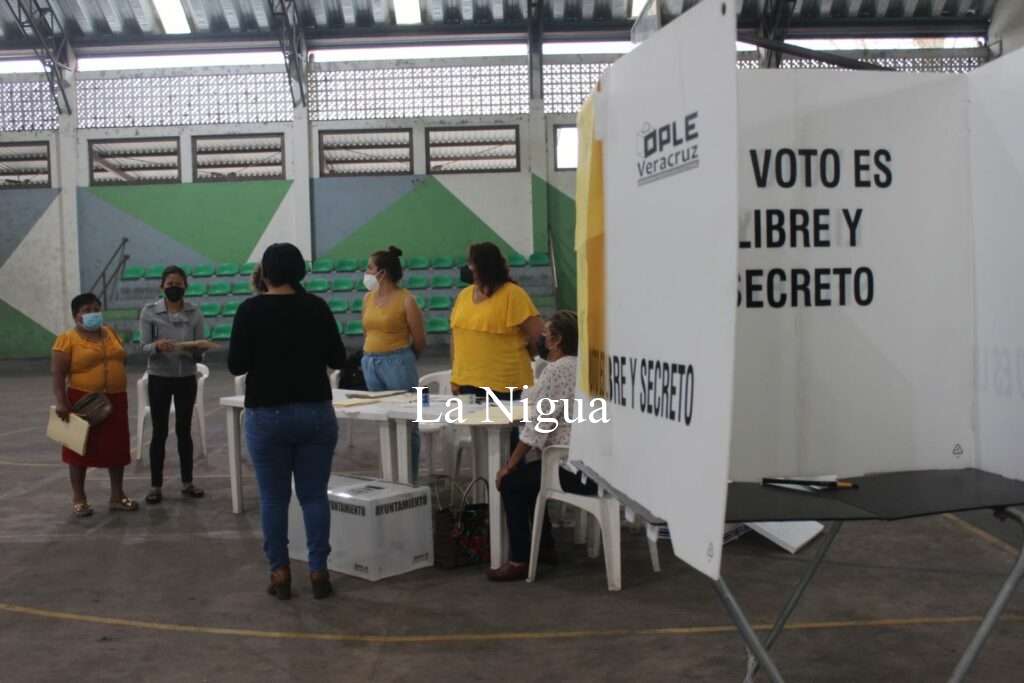 Iniciaron las elecciones de Agentes y Sub agentes en Atoyac 1 img 20220403 wa00024793329193706794284