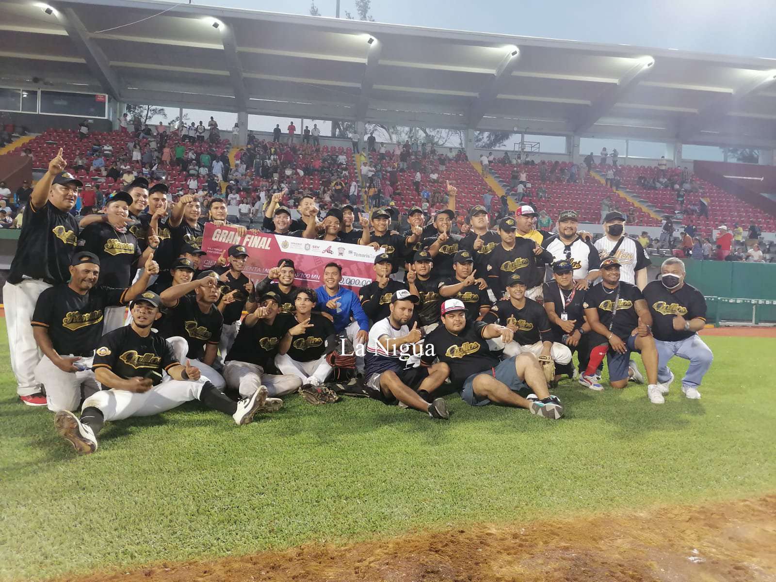 Campeones "Gallos de Santa Rosa" en la Copa Veracruz 2022 5 img 20220404 wa0018584001222466319617