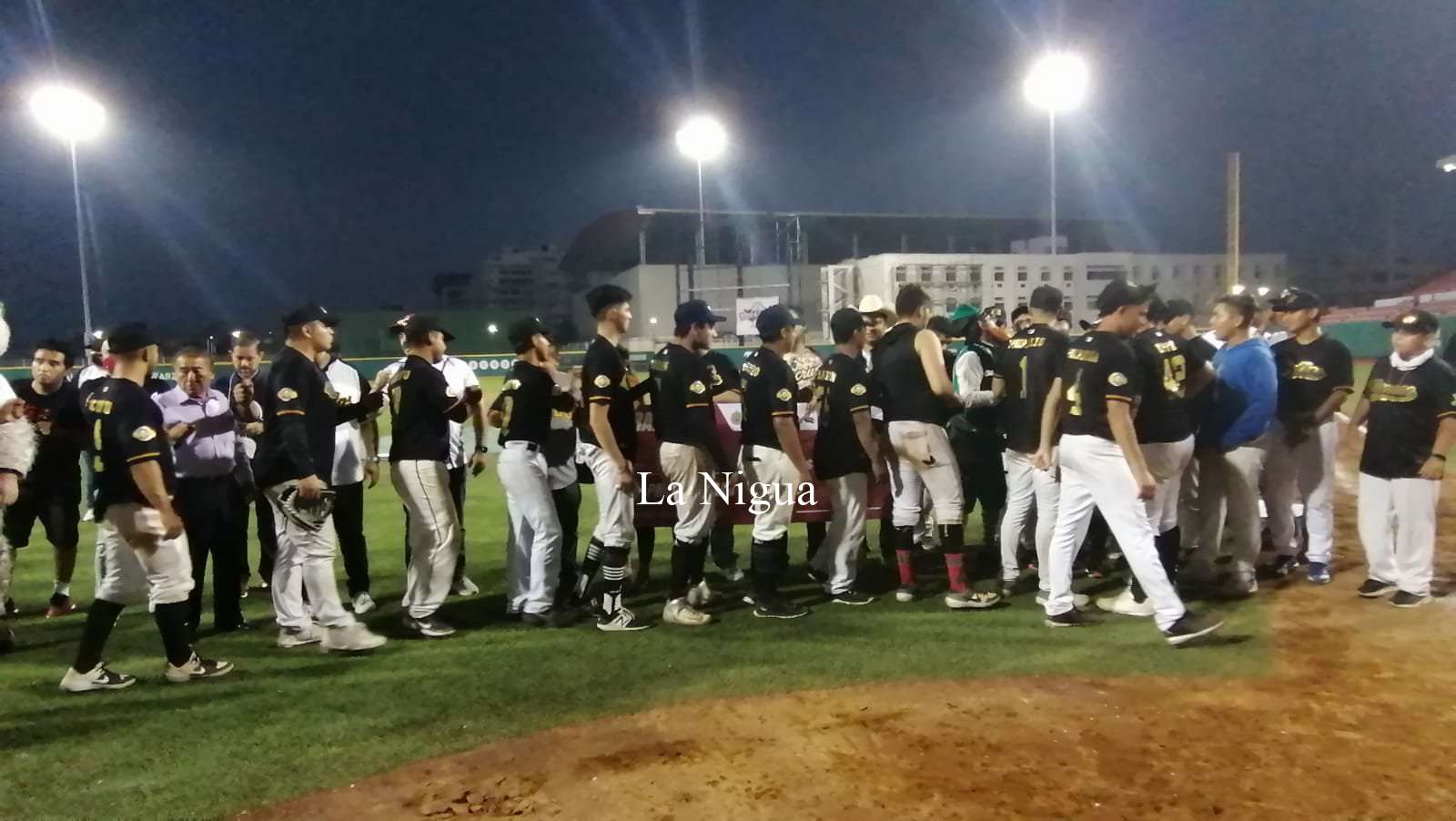 Campeones "Gallos de Santa Rosa" en la Copa Veracruz 2022 8 img 20220404 wa00218139016590570003117
