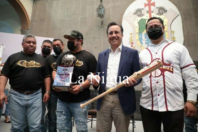 Pide Alcalde de Ciudad Mendoza a Gobernador tener en cuenta al municipio para una escuela de Beisbol 4 img 20220405