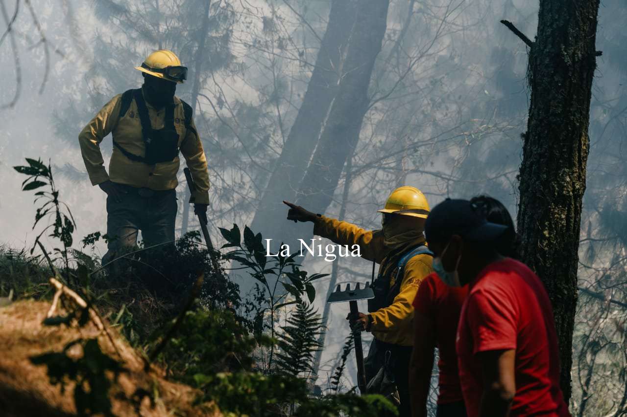 COMBATEN DOS NUEVOS INCENDIOS EN COSCOMATEPEC 1 img 20220405 wa00476013554346874124653