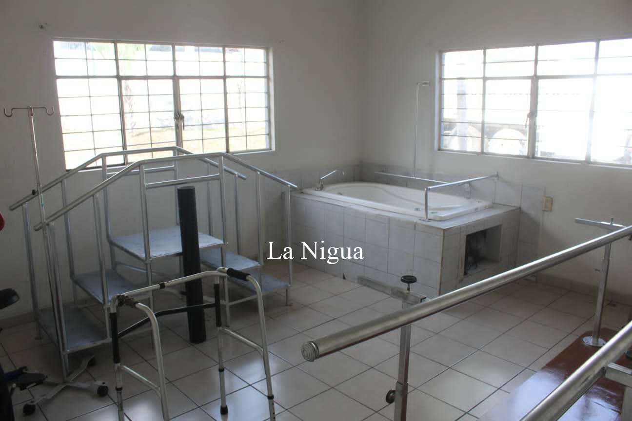 Fisioterapia, de los servicios más solicitados en la UBR del DIF de Atoyac 11 img 20220408 wa00493570870664605433861