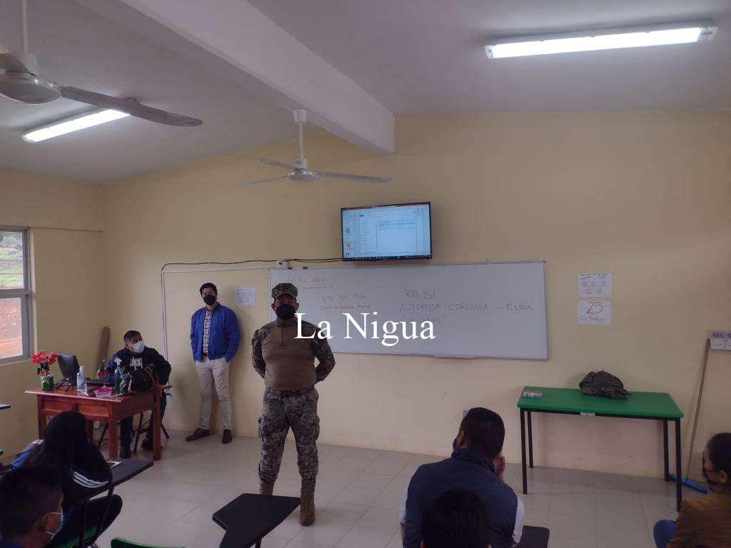 Autoridades imparten pláticas de “Prevención del Delito” a estudiantes 2 img 20220409 wa00087483713342603682216