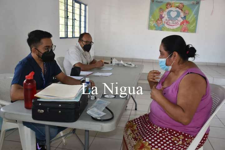 DIF Córdoba realiza brigada "Atendiendo con Amor a la Familia" para población vulnerable 8 img 20220412 wa00536469714954982042419