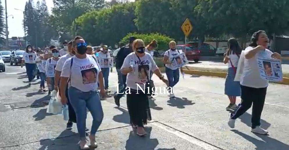 Marcha colectivo Familiares Enlaces Xalapa por Hugo Murrieta Sánchez 6 img 20220416 wa0006904744883440438514