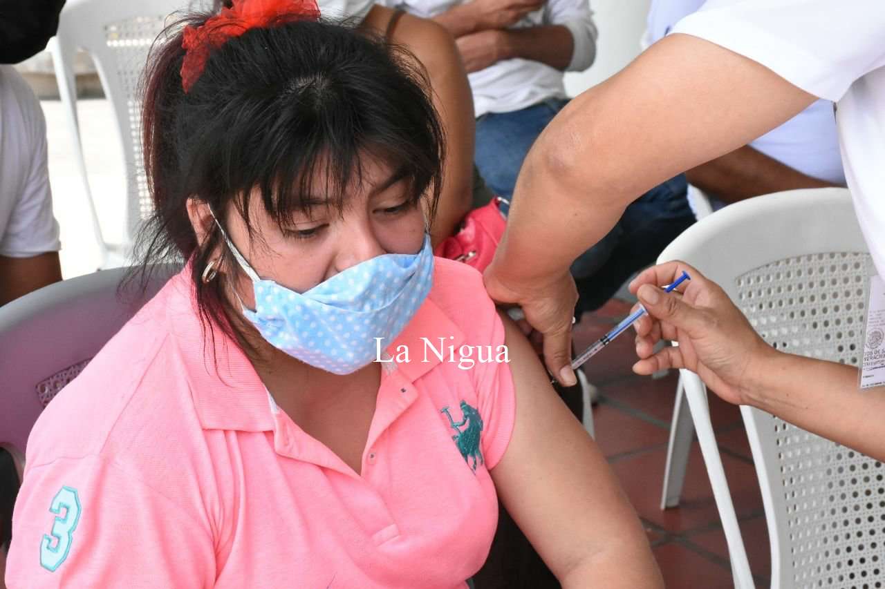 Regresa módulo de vacunas en Palacio municipal 2 img 20220420 wa00225950725472291234786