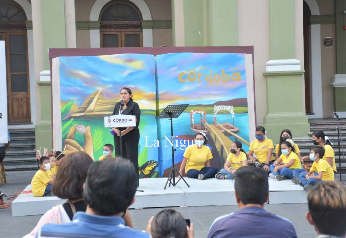 Inaugura Ayuntamiento "Feria Infantil del Fomento a la Lectura" 8 img 20220423 wa00784234054775314856644