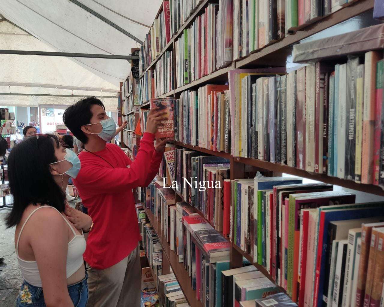 Inaugura Ayuntamiento "Feria Infantil del Fomento a la Lectura" 3 img 20220423 wa00828745891365574482053