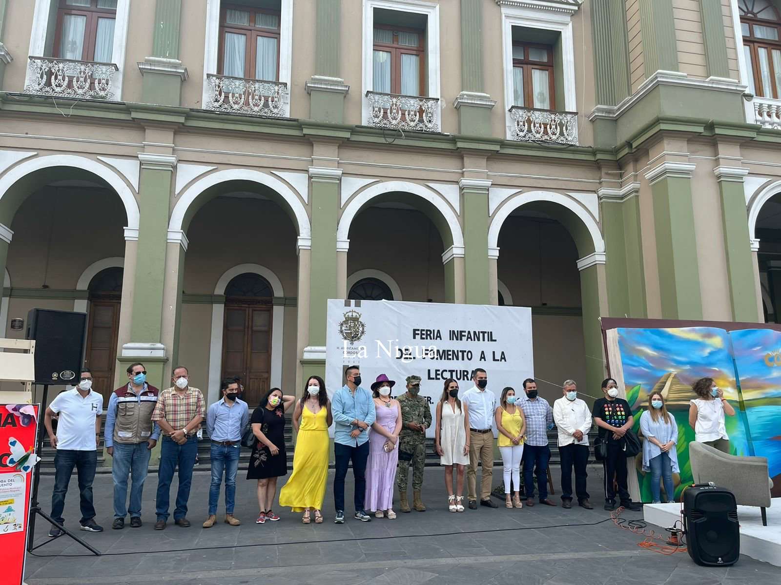 Inaugura Ayuntamiento "Feria Infantil del Fomento a la Lectura" 4 img 20220423 wa00835947063342667156591