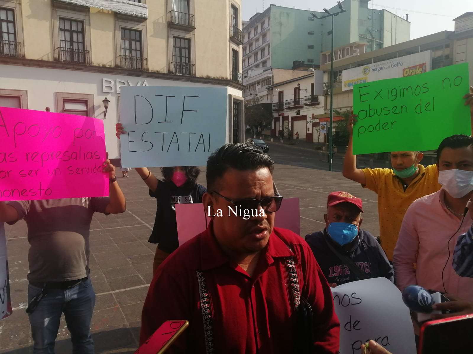 Acosan laboralmente a trabajador del DIF estatal por pedir material para mantenimiento de parque 3 img 20220425 wa00387583368553624452938