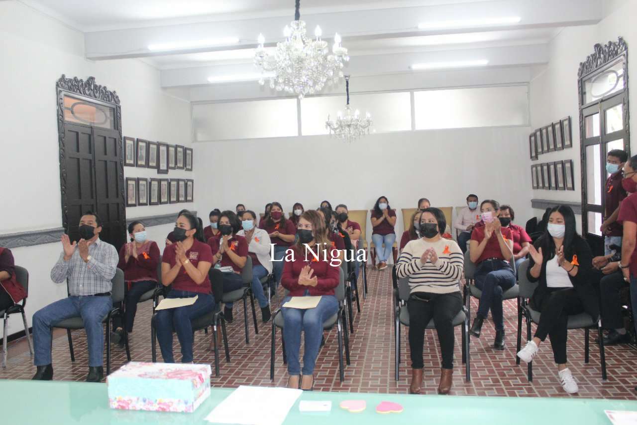 Expone IM ponencia "sororidad, no somos competencia" 3 img 20220426 wa00355145821809014768591