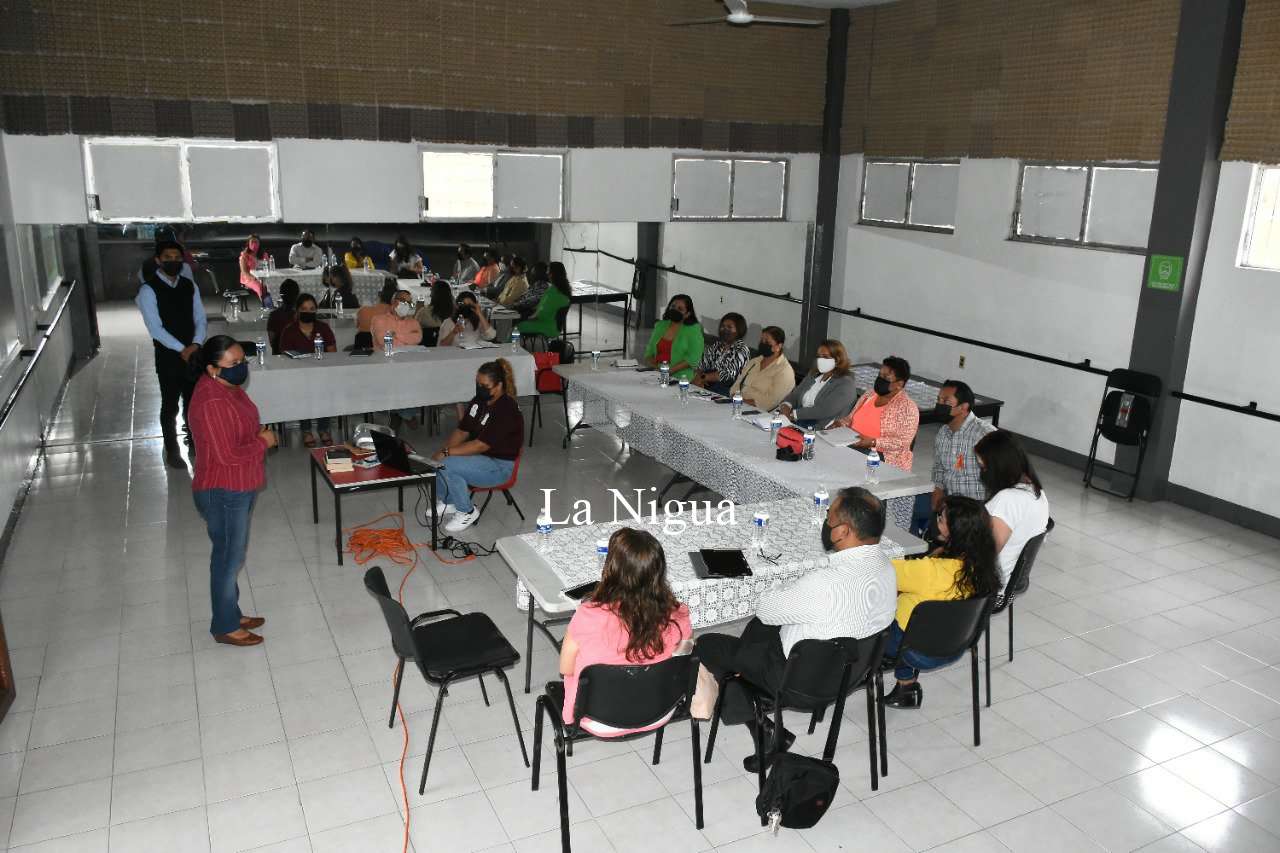 Busca Ayuntamiento trato directo con escuelas del municipio 3 img 20220426 wa00432796598230971757661