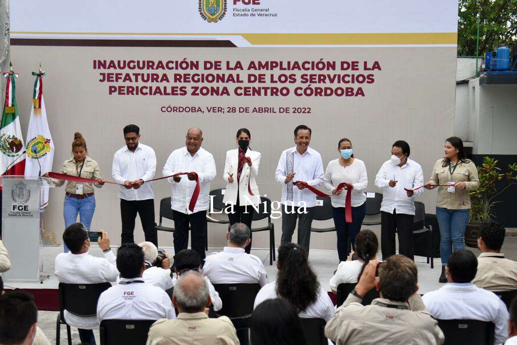 Acompaña Presidente a Gobernador y Fiscal General a inauguración de la ampliación del SEMEFO 1 img 20220428 wa00815353431865650954230