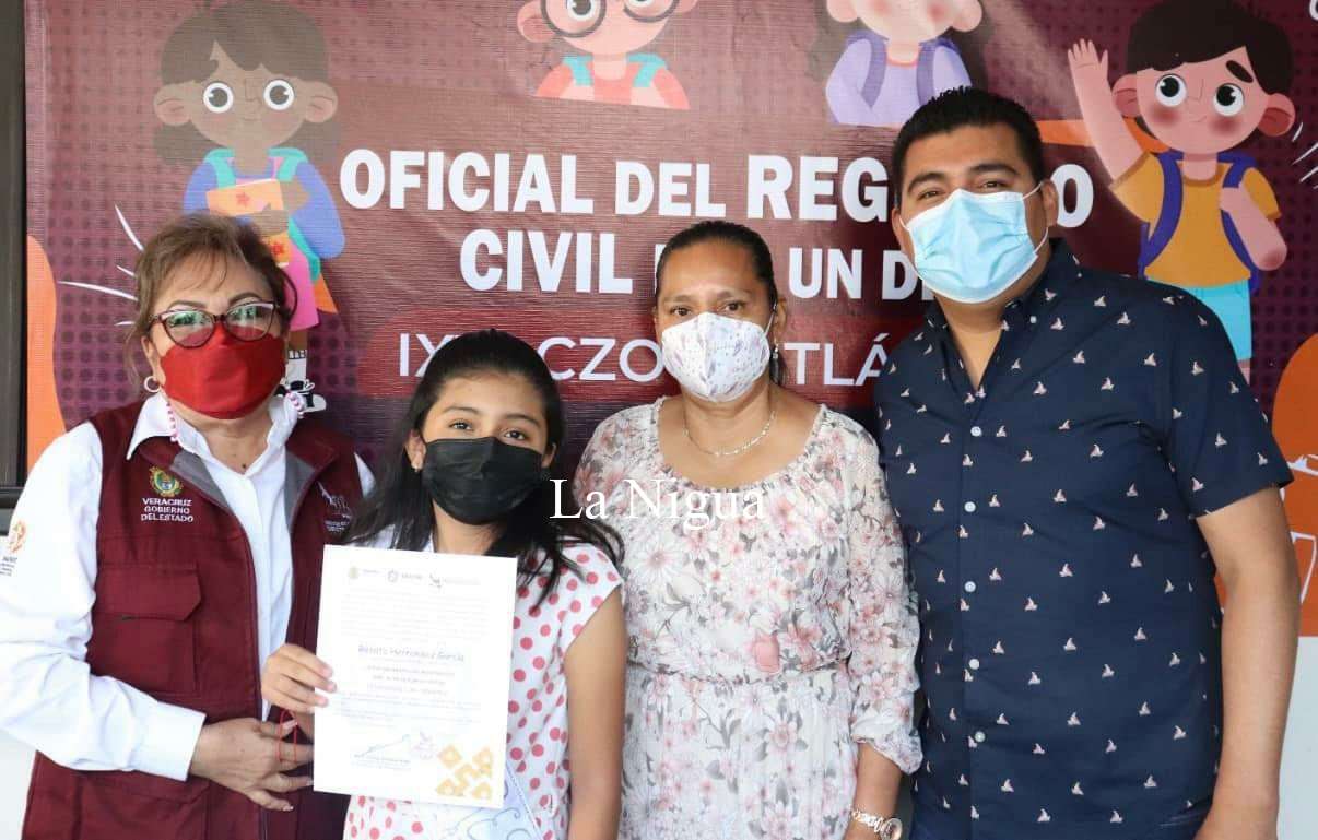 Participan niña y niños en el evento Oficial del Registro Civil por un Día 1 img 20220429 wa00283653921166674617612