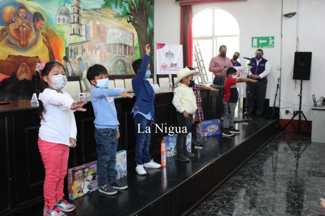 Sesiona 1er Cabildo Infantil en Camerino Z. Mendoza 2 img 20220429 wa0056641690188972041256