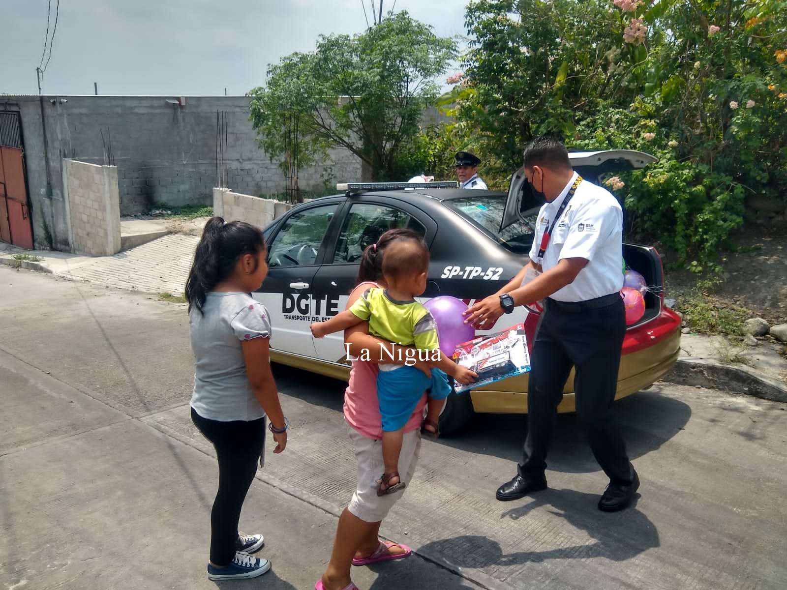 Agasaja Transporte Público, a la niñez de Papantla 4 img 20220430 wa00524901569666778191