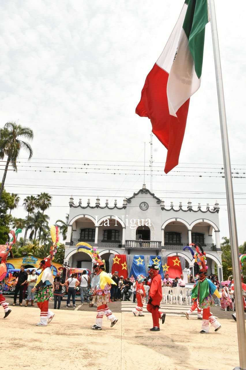 Vive Fortín una fiesta de danza y folklor 4 img 20220501 wa01145262937867362844516
