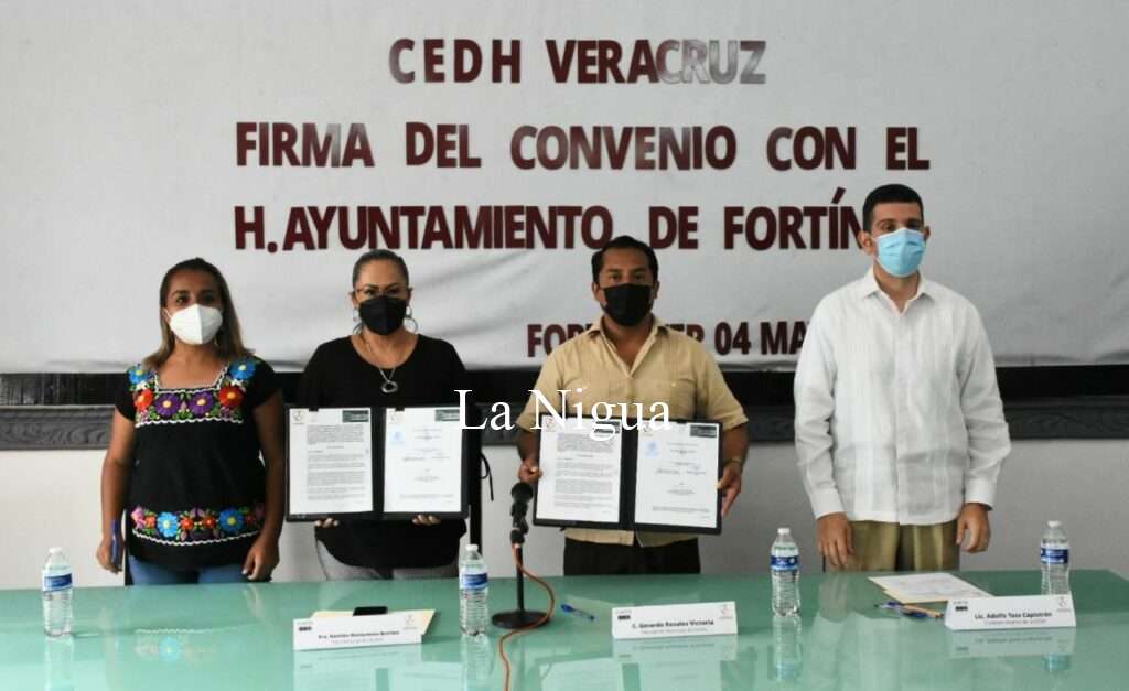 Firma convenio H. Ayuntamiento de Fortín con Comisión de Derechos Humanos