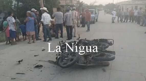 Tres lesionados de consideración tras impactarse dos motociclistas en Papantla 7 img 20220507 wa00305042824794274408916