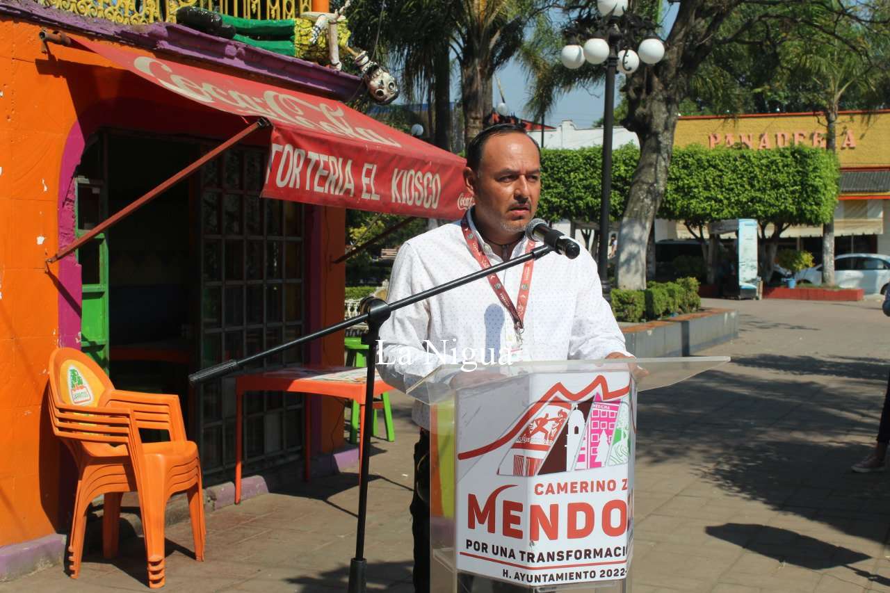 Conmemoran en Mendoza el 269 Aniversario del Natalicio de Miguel Hidalgo 3 img 20220508 wa00188807056205704059053