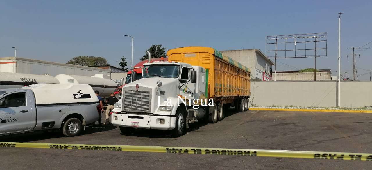 Muere trailero dentro de su camarote 5 img 20220509 wa00132890332308376248365