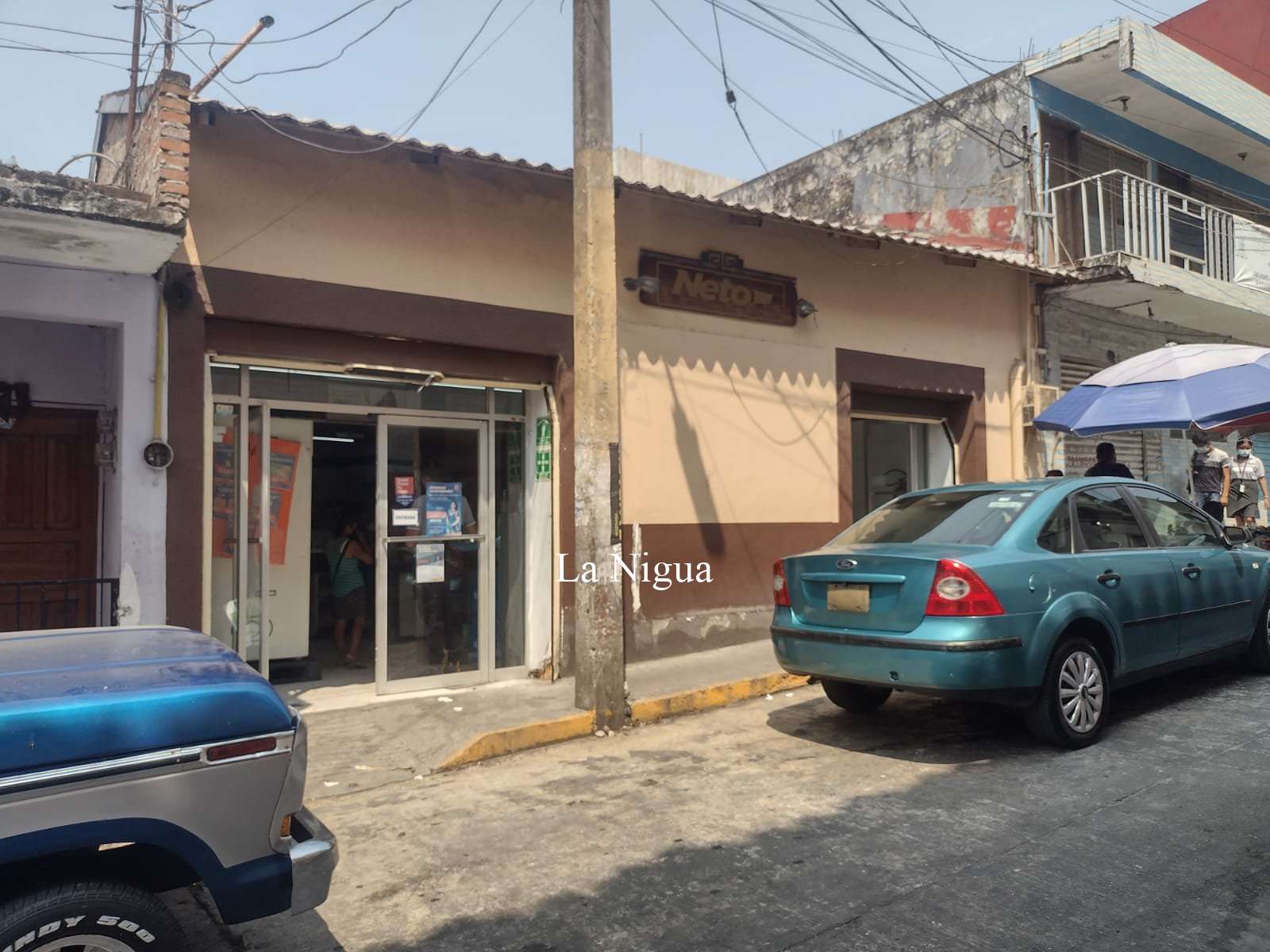 Violento atraco en céntrico negocio de Papantla 2 img 20220509 wa00674121310914687033162