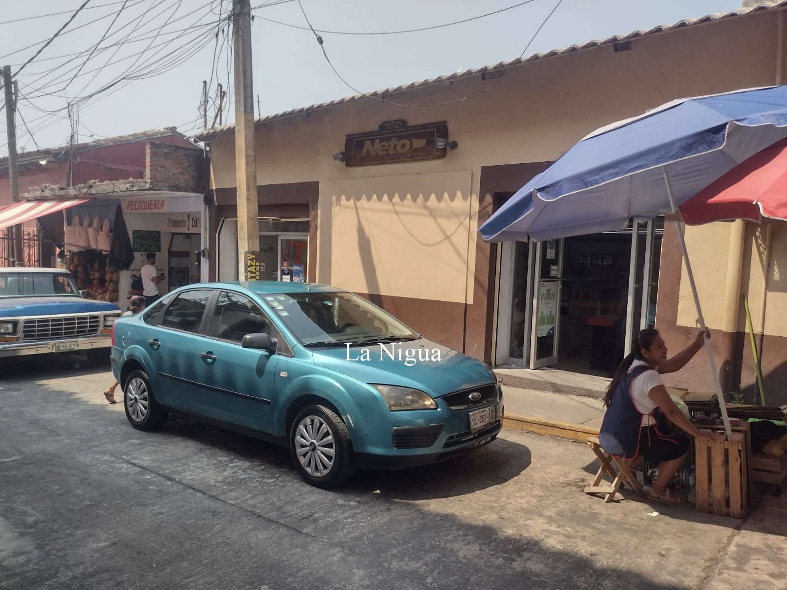 Violento atraco en céntrico negocio de Papantla 3 img 20220509 wa00693025278334284663288