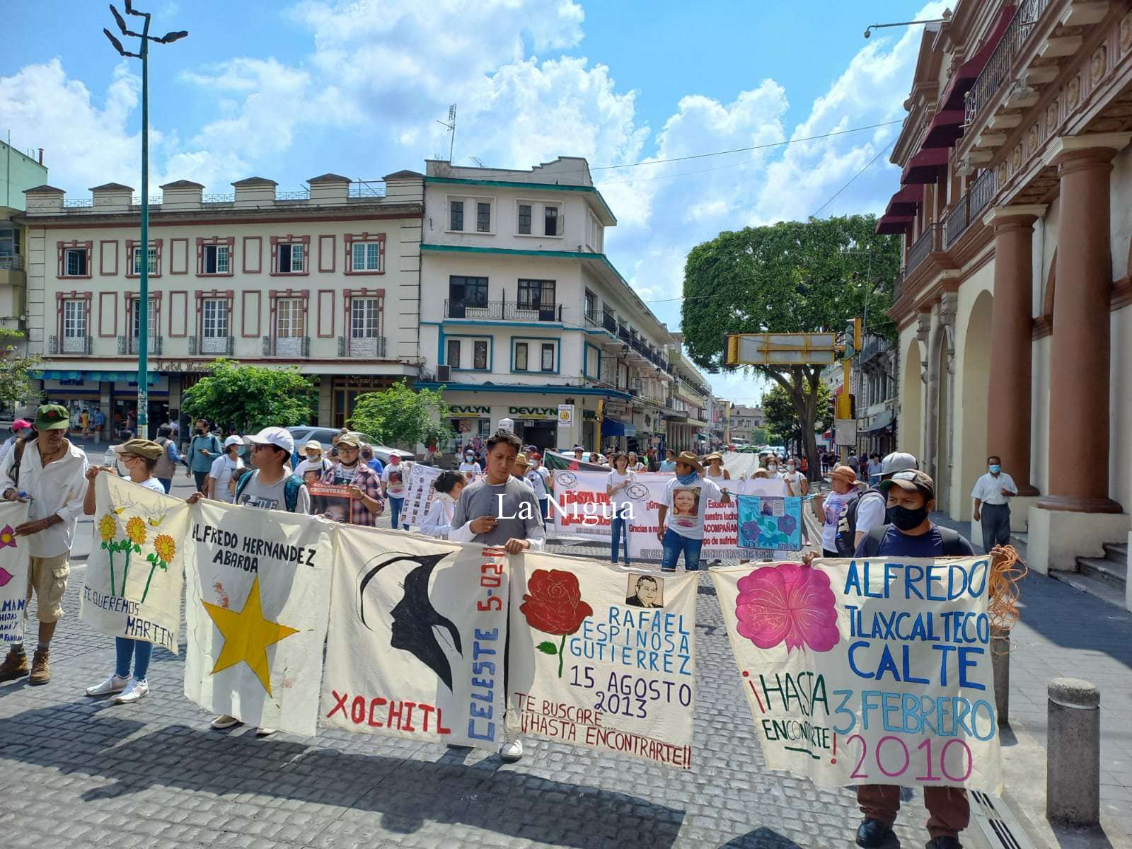 Marchan madres de desaparecidos en Xalapa 7 img 20220510 wa00411050079029631558428