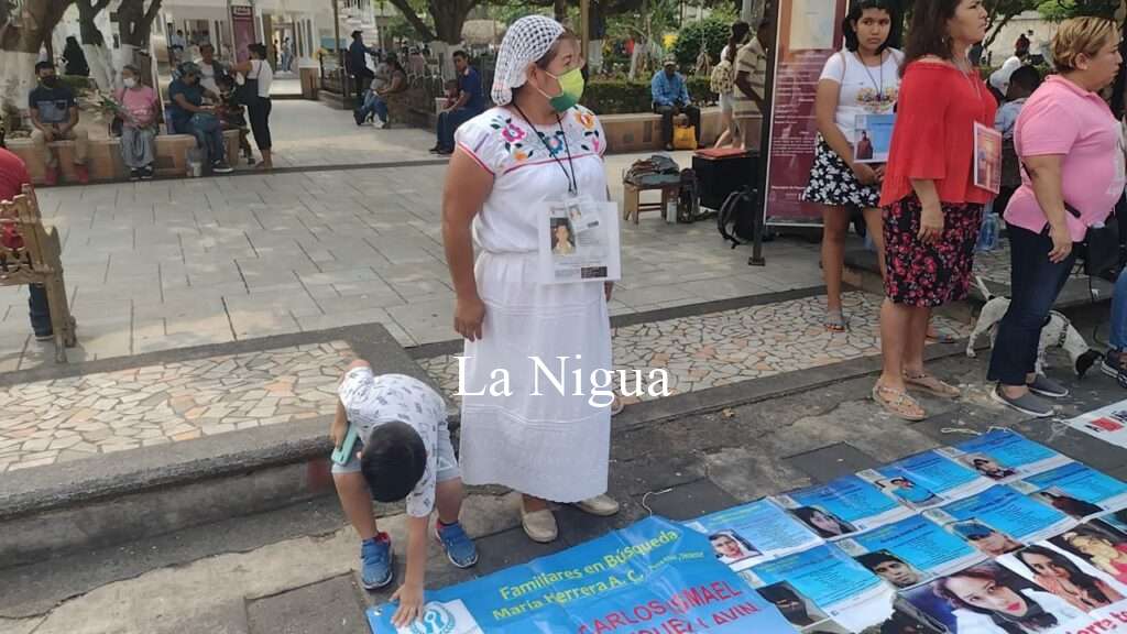 Siguen familiares buscando desaparecidos por policías en Papantla