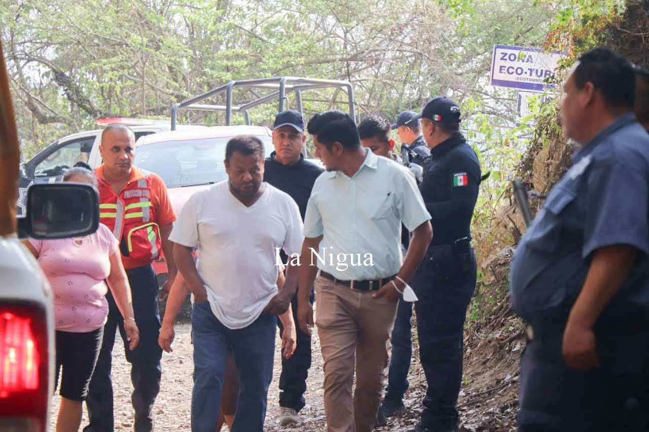 Anuncia alcalde de Atoyac, Carlos Ventura, reforzamiento de seguridad en zona turística 3 img 20220511 wa00639090938841164523175