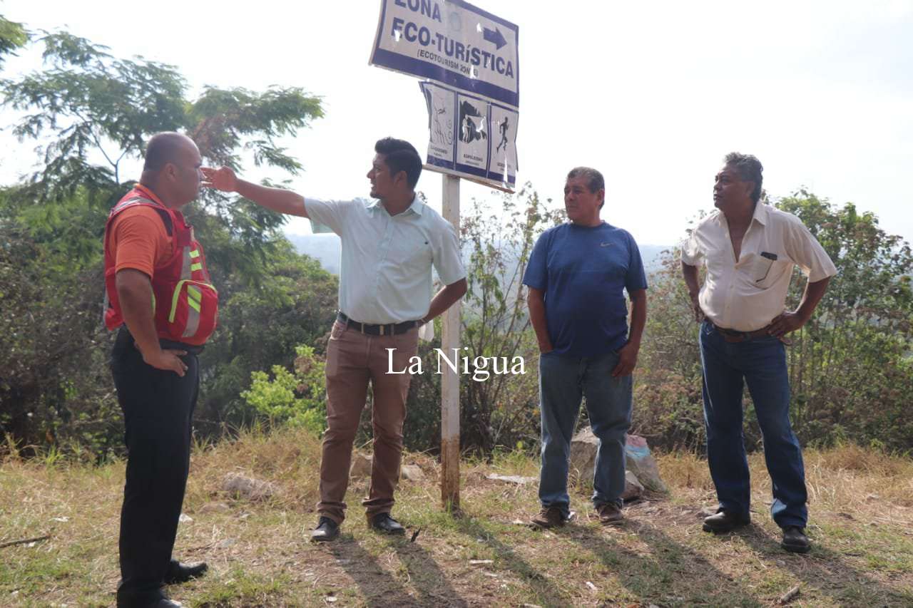 Anuncia alcalde de Atoyac, Carlos Ventura, reforzamiento de seguridad en zona turística 1 img 20220511 wa0065557771529895353755