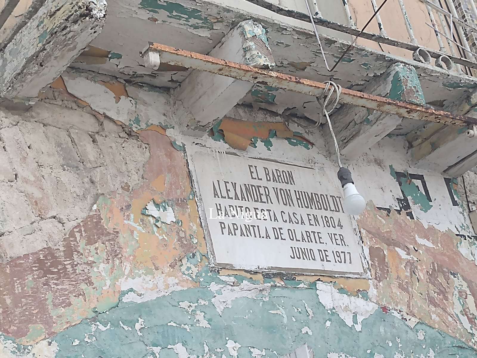 En completo abandono varias históricas viviendas en Papantla 17 img 20220511 wa00787591685190779086428