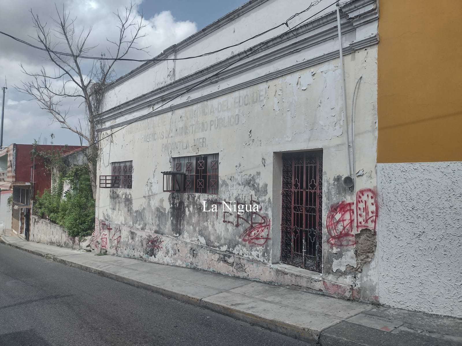 En completo abandono varias históricas viviendas en Papantla 15 img 20220511 wa00806754819972390547681