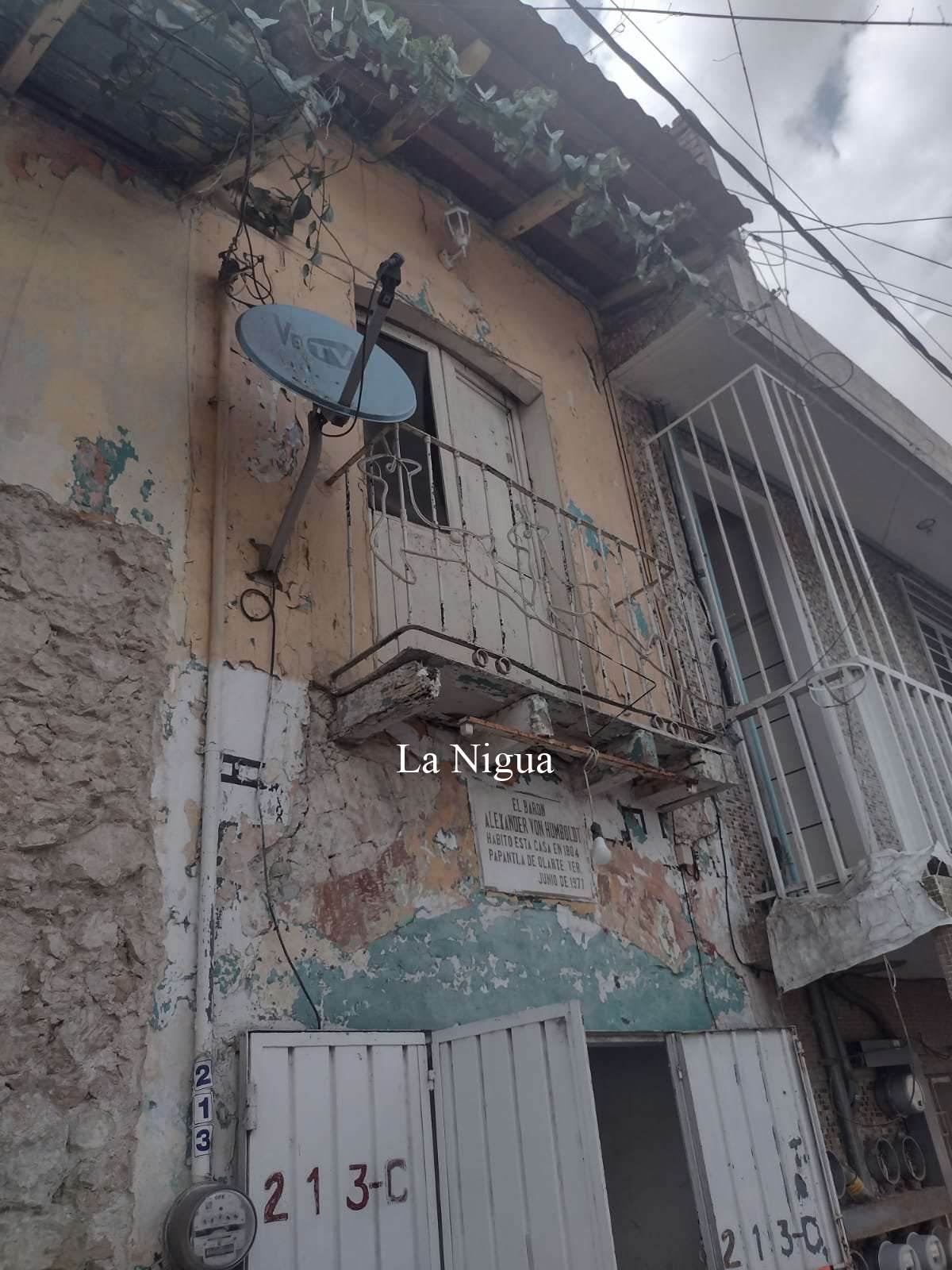 En completo abandono varias históricas viviendas en Papantla 5 img 20220511 wa0085639692336974690114