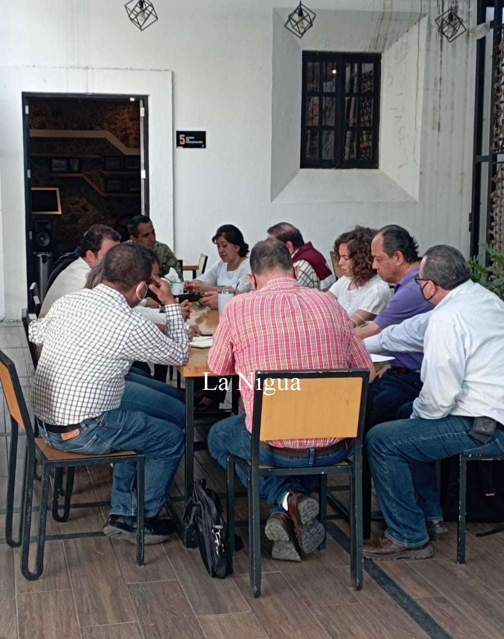 Plantean estrategia de seguridad para la feria "Renace la Alegría" 3 img 20220511 wa01014402816780788209590