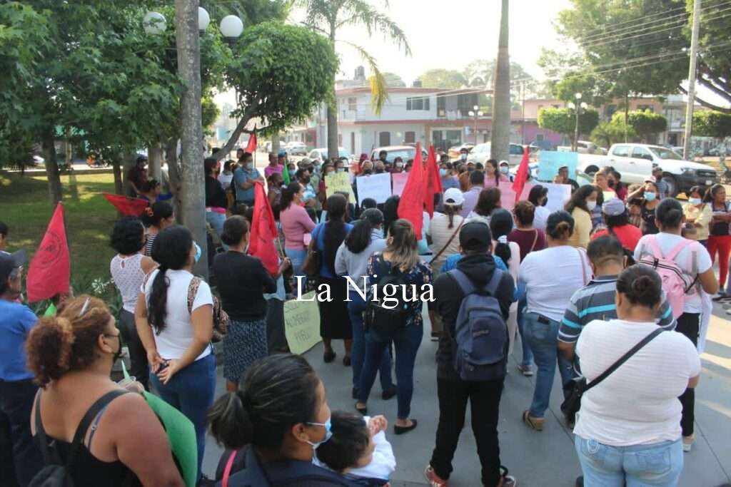 Se manifiestan Antorchistas en Fortín