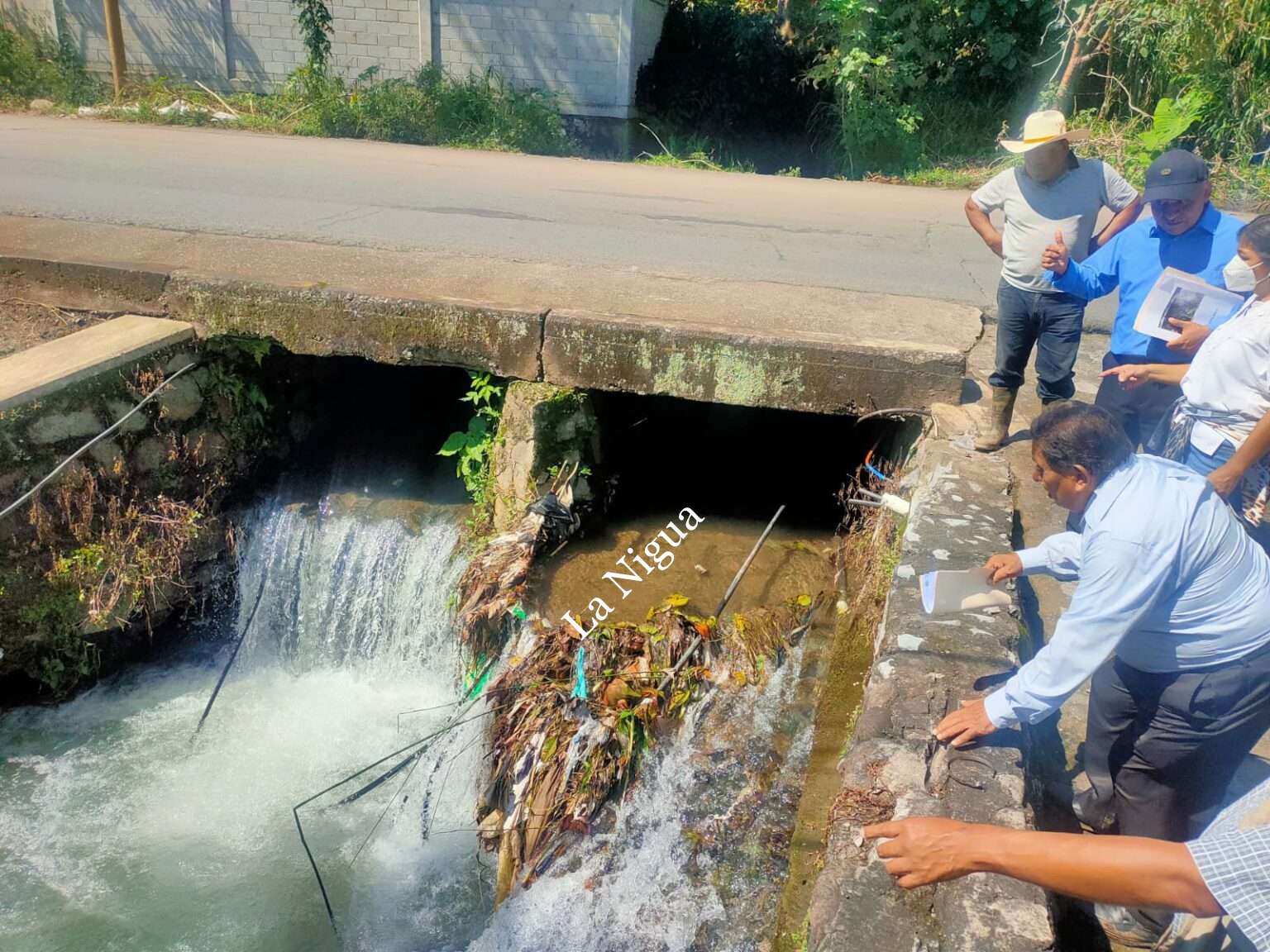 Orizaba sin dar solución a taponamiento de cauce natural de ejido Santa Ana.