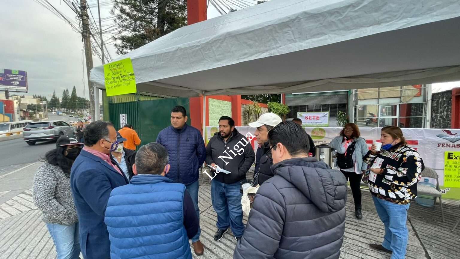 Toman integrantes del SETE oficinas de la Dirección General de Educación Primaria Estatales