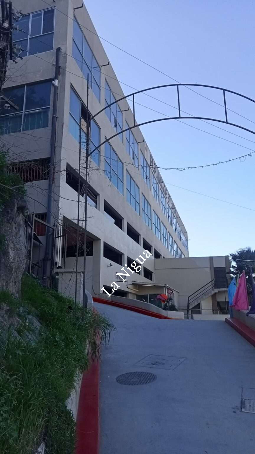 Engañan a trabajadores de Veracruz en Tijuana.